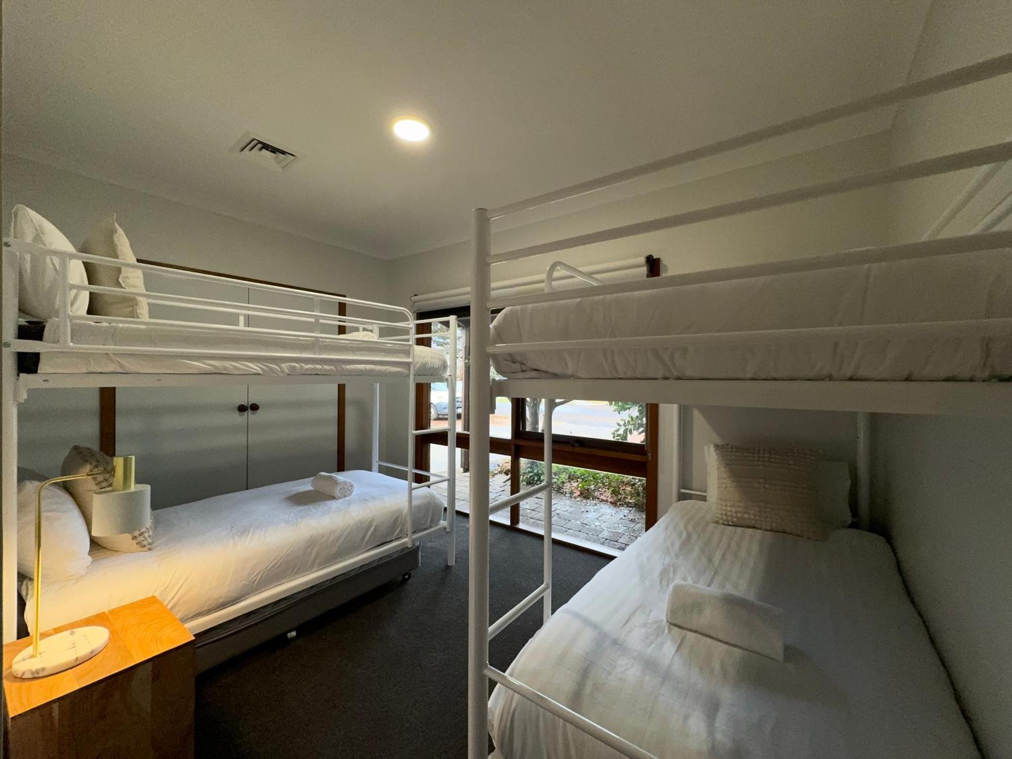 Big4 Tasman Holiday Parks - Bright Room photo